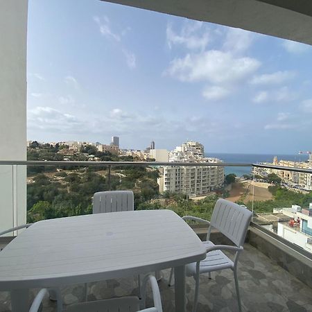 Spectacular Distant Seaview Apt Sliema Exterior photo